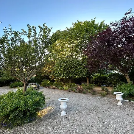 Elegant 45m2 - A Pied, Centre Apartment